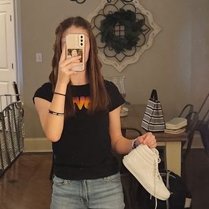 Meet your Posher, Addison